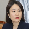 이소영 의원 “두달간 뭐했냐”…대정부질문 중 통합당·주호영 공격