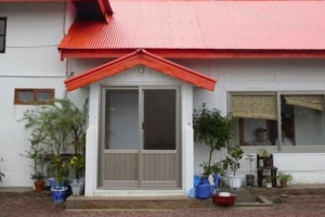 ‘여름방학’ 측 “촬영지 외관 변경...왜색 논란 겸허히 수용” [공식입장]