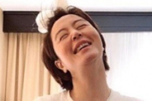 [포토] ‘누구와 함께?’ 김혜수, 먹방 사진 뜨거운 화제