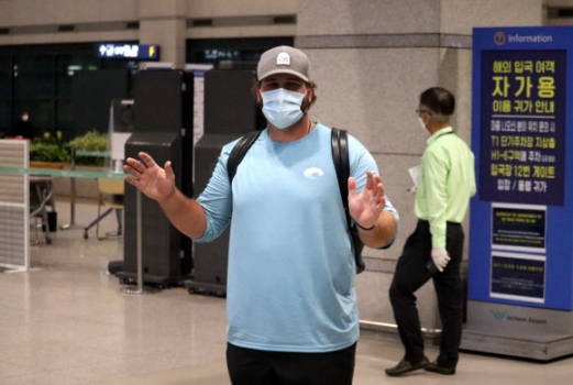 [포토] SK 새 외국인 타자 ‘타일러 화이트’ 입국