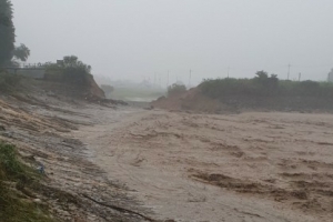 “창고용 가건물 흔적도 없이 사라져”…이천 산양저수지 붕괴로 마을 초토화