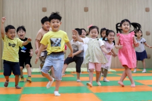 “반가워 친구야” 다시 열린 광주 어린이집