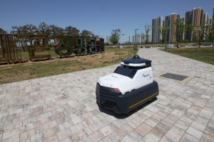 전국 최초 시흥시 자율주행 순찰로봇 “안전사각지대 지킨다”