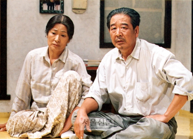 1980년 한국 대표 농촌 드라마 MBC ‘전원일기’의 최불암과 김혜자