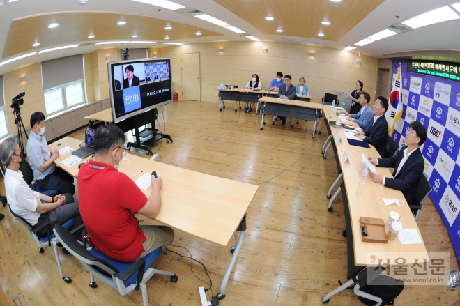 부천시와 대만 ITRI가 미세먼지 공동연구를 위한 업무협약을 체결했다. 부천시 제공