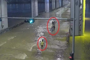 ‘매의 눈’ 서초 통합관제센터, 잠수교 고립 학생 5명 구했다