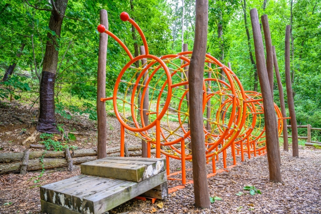 어린이 모험 놀이터의 개미터널. 망우리 공원 ‘역사문화코스’ 중간에 있다.