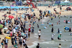 해운대 등 7개 해수욕장 21일 조기폐장…부산도 강화된 거리두기 2단계