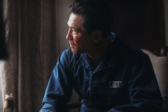 광복절 연휴 최고 성적을 거둔 영화 ‘다만 악에서 구하소서’. CJ엔터테인먼트 제공