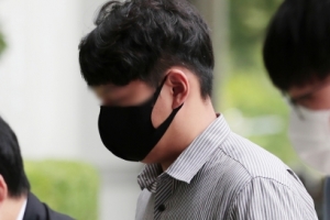 강남역 한복판서 여성 7명 ‘묻지마 폭행’ 30대 구속