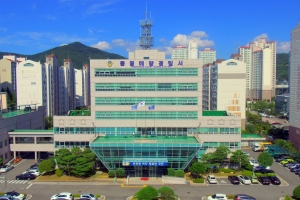 대학 여자 화장실에서 불법촬영한 해양경찰 해임