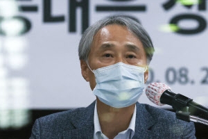 “수도권 코로나19 중환자실 가용병상 7개밖에 안 남아”