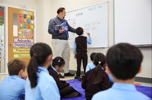 조기 해외 유학 대신 영어교육도시 국제학교를 선택한 학생들이 수업을 하고 있다. 코로나19로 해외에서 돌아온 유학생들이 제주 국제학교에 몰리고 있다. 제주국제자유도시개발센터 제공