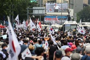 [법조기자의 서리풀 라이프] 광화문 집회 후폭풍에 ‘뭇매’ 맞는 사법부