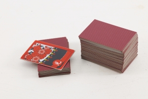 모이지 말랬더니 9명이 바다 뗏목에서 고스톱하다 적발