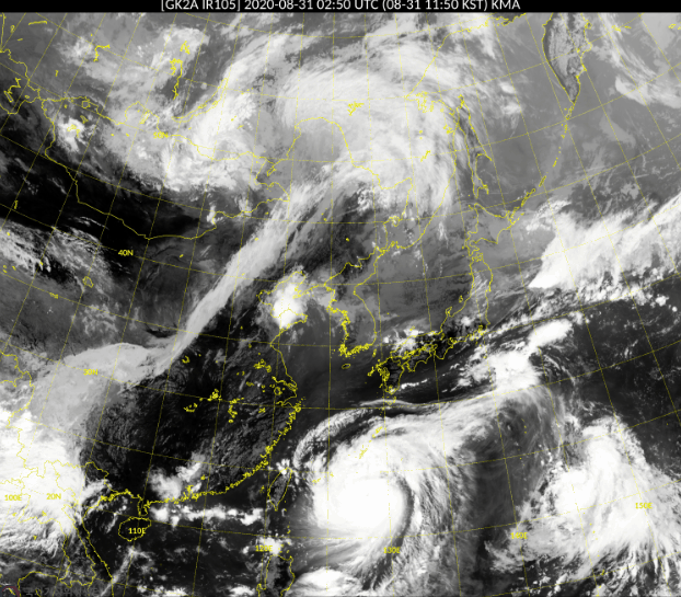 제9호 태풍 마이삭 위성영상(31일 오전 11시 50분~오후 5시 50분)  국가기상위성센터