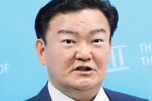 “경찰청장은 개떼 두목” 언급 민경욱… 모욕 혐의로 검찰 송치