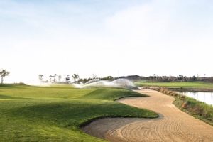 인천공항 골프장 새 사업자 입찰공고에… 스카이72 “시설은 우리 것” 반발