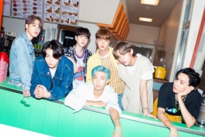 방탄소년단 사진 짜깁기해 돈 챙긴 일당 징역형