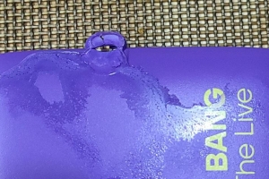 방탄소년단 보조배터리가 폭탄?…팬들 불만 제기(종합)