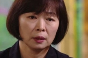 ‘다큐플렉스’ 설리 母 “최자와 열애 반대...이후 연락 단절”