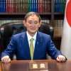 결국 5개 파벌에 한 자리씩 안배… 스가 첫 행보는 ‘보은인사’