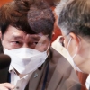 최재성 靑 정무수석 “추미애 아들 의혹, 검찰이 빨리 움직여야”