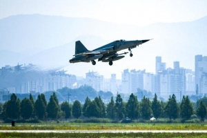 ‘6년 표류’ 광주공항 이전 새 후보지 고흥도 난기류