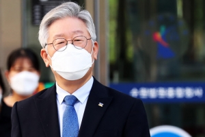 이재명 파기환송심서 “사건 종지부 찍어달라”...검찰, 벌금 300만원 구형