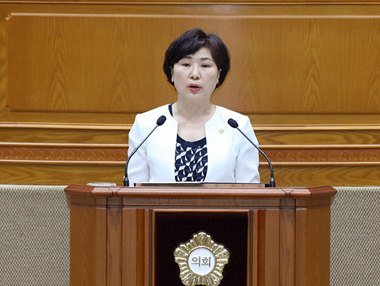 안양시의회 의장 직무를 대행할 부의장에 선출된 더불어민주당 최병일 의원. 자료사진 