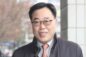 ‘셀프 후원’ 김기식 前 금감원장, 항소심서 집유→벌금형