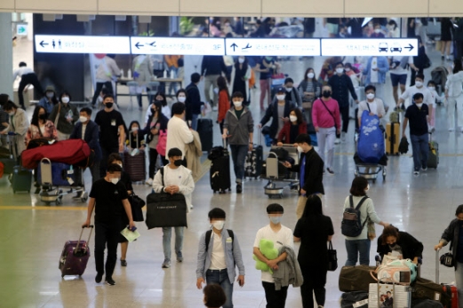 [속보] 자가격리 권고 중 제주여행…연락두절에 경찰 출동