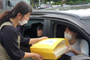 도봉, 영유아 6600명에 건강 간식 꾸러미 전달