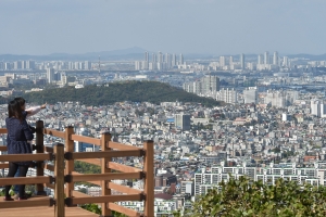 인천 문학산 정상 밤10시까지 확대 개방
