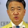 박능후 “일주일간 평균 확진자 62.1명…산발적 집단감염 지속”