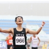 김태진 남자 10000m 우승... 여고부 신유진 원반던지기 우승