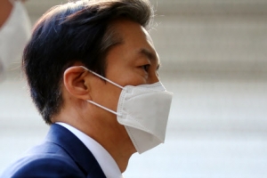 조국 내일 증인석에 정경심은 5일 결심… 이달 말 결론 날 듯