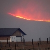 [포토] 미 콜로라도주 농장 주변으로 번진 산불
