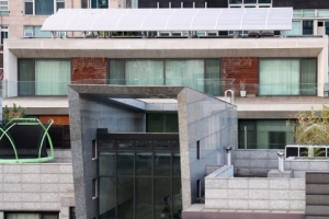 [포토] ‘커튼 쳐진’ 이명박 전 대통령 자택