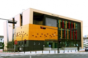 볼링·배드민턴 신나게… 구로 ‘항동 체육관’ 부럽죠