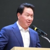 최태원 회장 ‘ESG’ 경영 가속도… SK 8개사 한국 첫 ‘RE100’ 가입