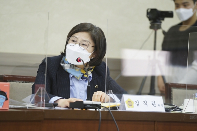 김직란 경기도의원 “운수종사자들, 취업 전 신규 교육 받게 개선해야”