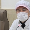 황대호 경기도의원, 급식종사자로 변신… 처우개선 눈물로 호소