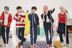 데뷔 2년차 TXT, 빌보드 앨범차트 26위 ‘껑충’