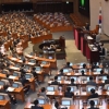 ‘원격 표결’ 언제?… 코로나 확산에도 굼뜬 국회