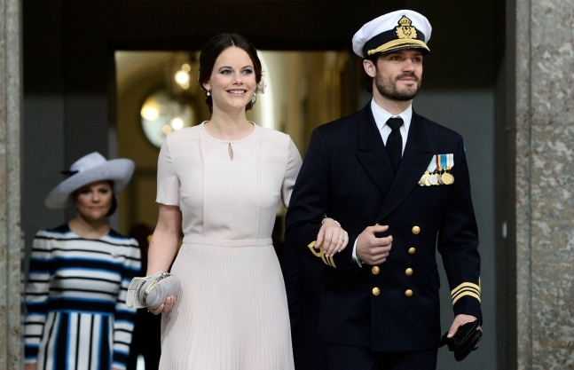 스웨덴 왕위 계승 서열 4위인 카를 필립(오른쪽) 왕자와 소피아 왕자비. /AFP 연합뉴스
