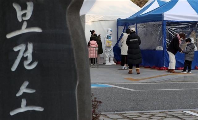 확진자 3명 다녀가도 N차 감염 없는 군산 Pc방, 왜 | 서울신문