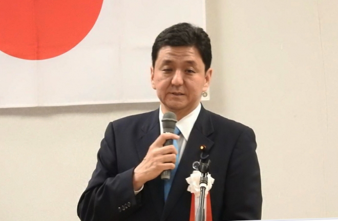 아베 신조 전 일본 총리의 친동생 기시 노부오 방위상. 페이스북