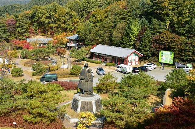 조선시대 과거길에 얽힌 박달도령과 금봉낭자의 이루지 못한 사랑 얘기가 전해지는 제천 백운면의 박달재.  제천시 제공