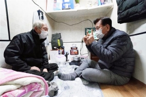 노숙 대신 여인숙… 희망 선물한 동대문